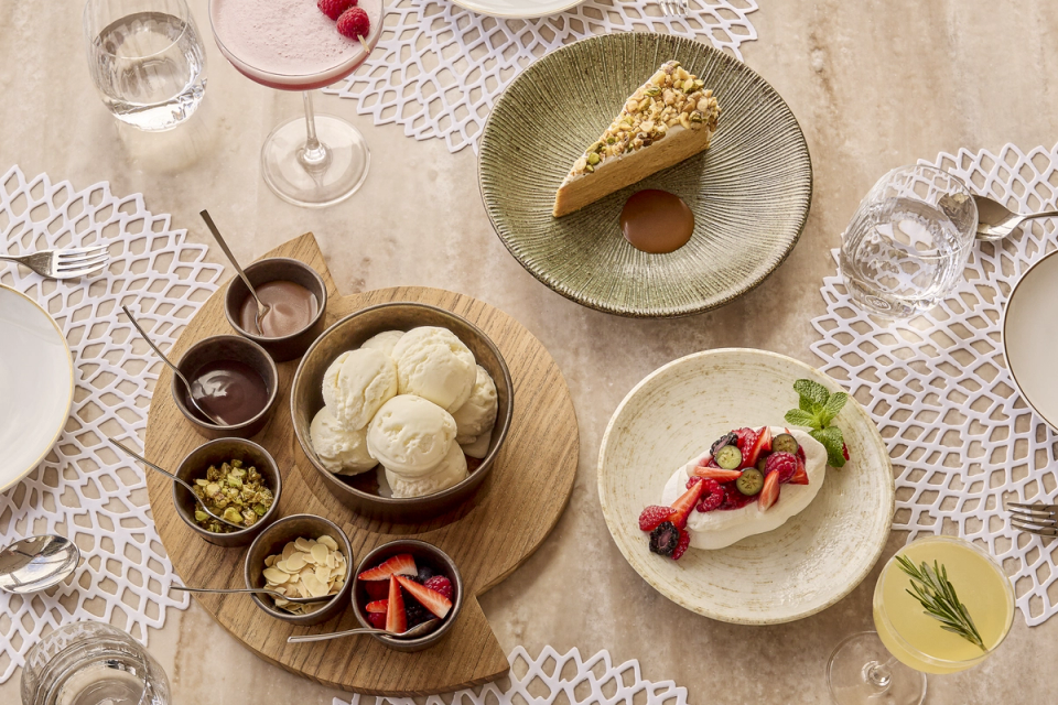 FABULOUS FOOD, DESIGNED FOR SHARING