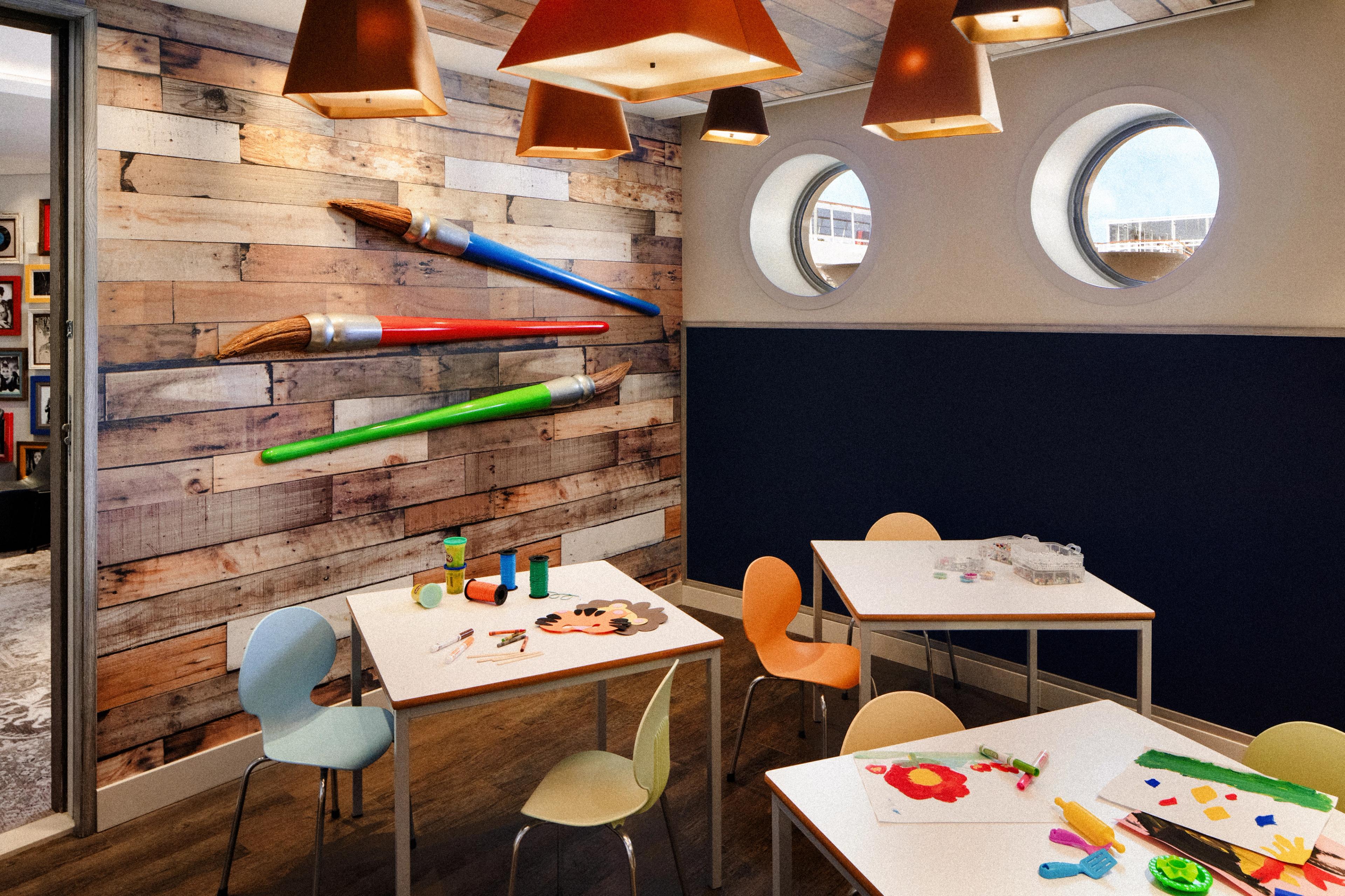 FANTASIA CHILDREN'S PLAYROOM