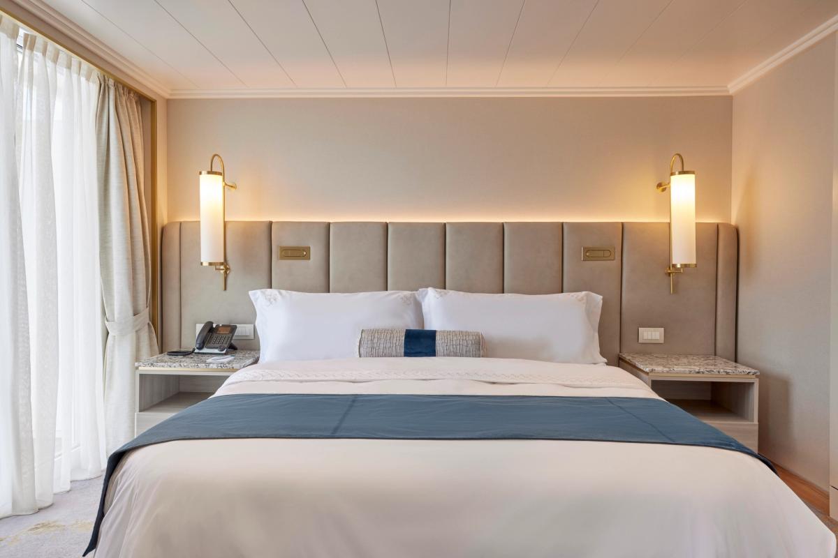 Sapphire Veranda Suite 藍寶石露台套房