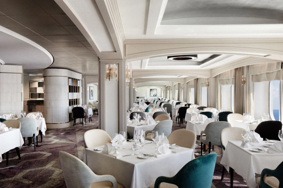 WATERSIDE RESTAURANT, CRYSTAL SERENITY